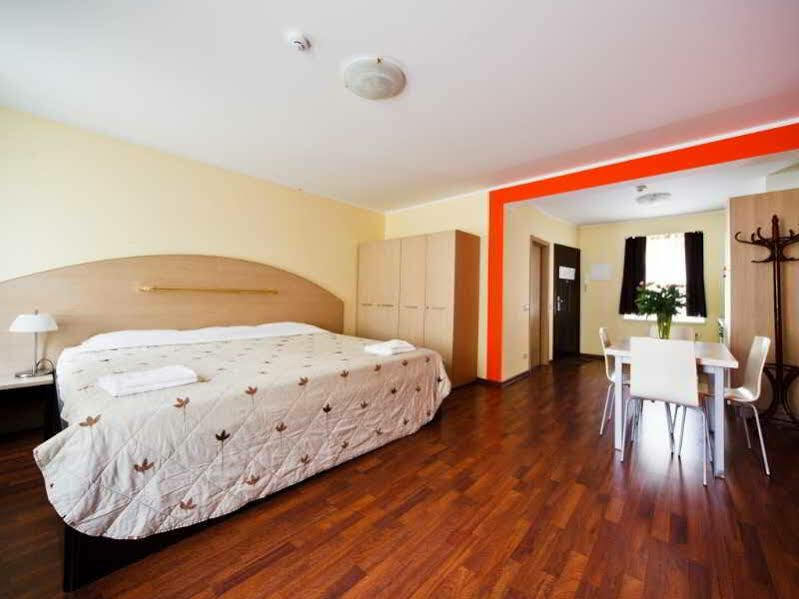 Aparthotel Autosole Riga Exterior photo